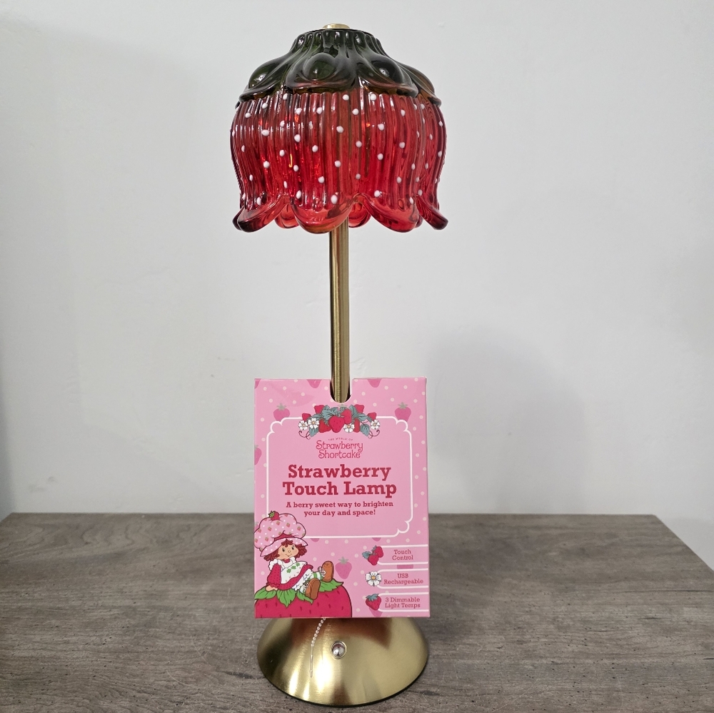 New Viral Strawberry Shortcake Touch Lamp - touch control - USB rechargeable - Picture 6 of 6